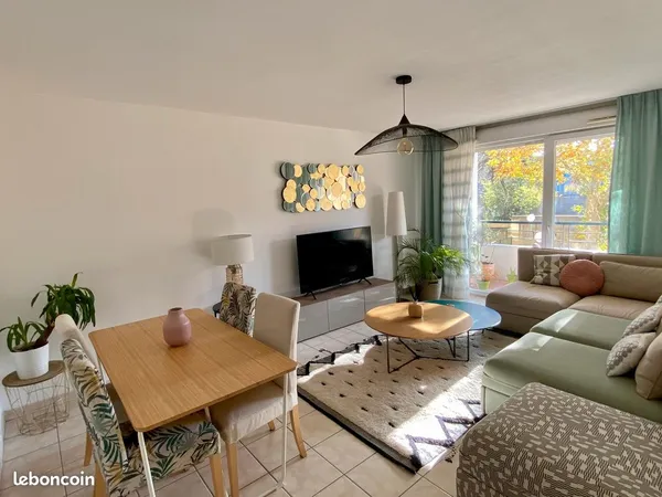Appartement · 3 pièces · 64m²