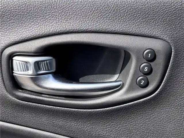 Jeep Compass 2.0 i multijet ii 140 ch active drive bva9 — photo 27