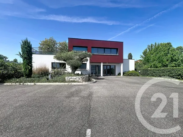 Bureaux 300 m²