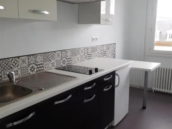 Studio lumineux en centre ville