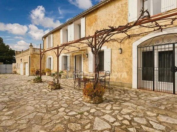 Maison 7 pièces 206 m²