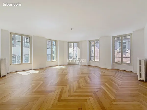 Appartement 7 pièces 191 m²