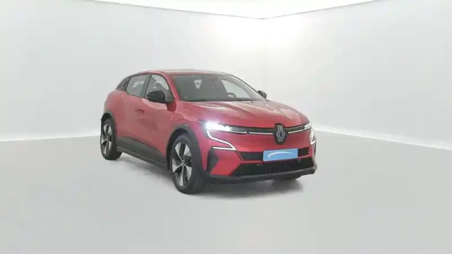 Renault Megane e-tech ev40 130ch standard charge — photo 7