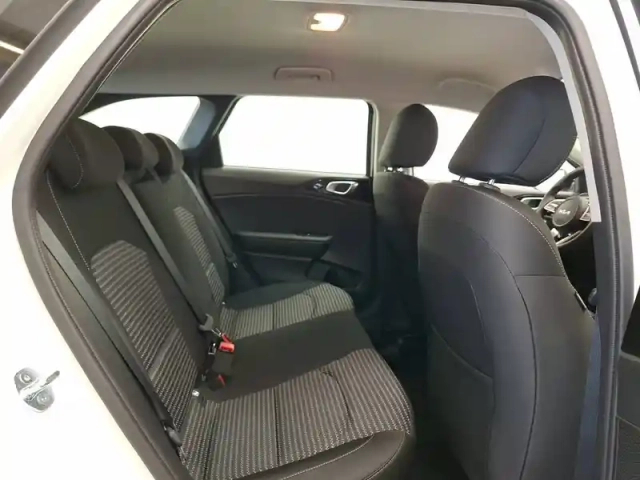 Kia Ceed sw 1.5 t-gdi 140 ch bvm6 — photo 21