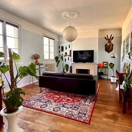 Centre-ville - appartement 70,98m² type haussmannien - Gare à pied - Paris 25 min
