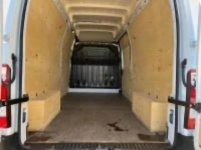 Renault Master fg f3500 l3h3 2.3 blue dci 135ch confort euro6e — photo 11