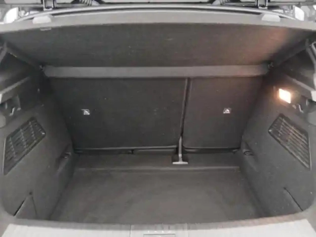 Renault Megane e-tech electric ev60 220ch iconic super charge -c — photo 24