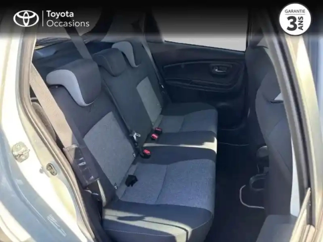 Toyota Yaris 110 vvt-i design y20 cvt 5p my19 — photo 13