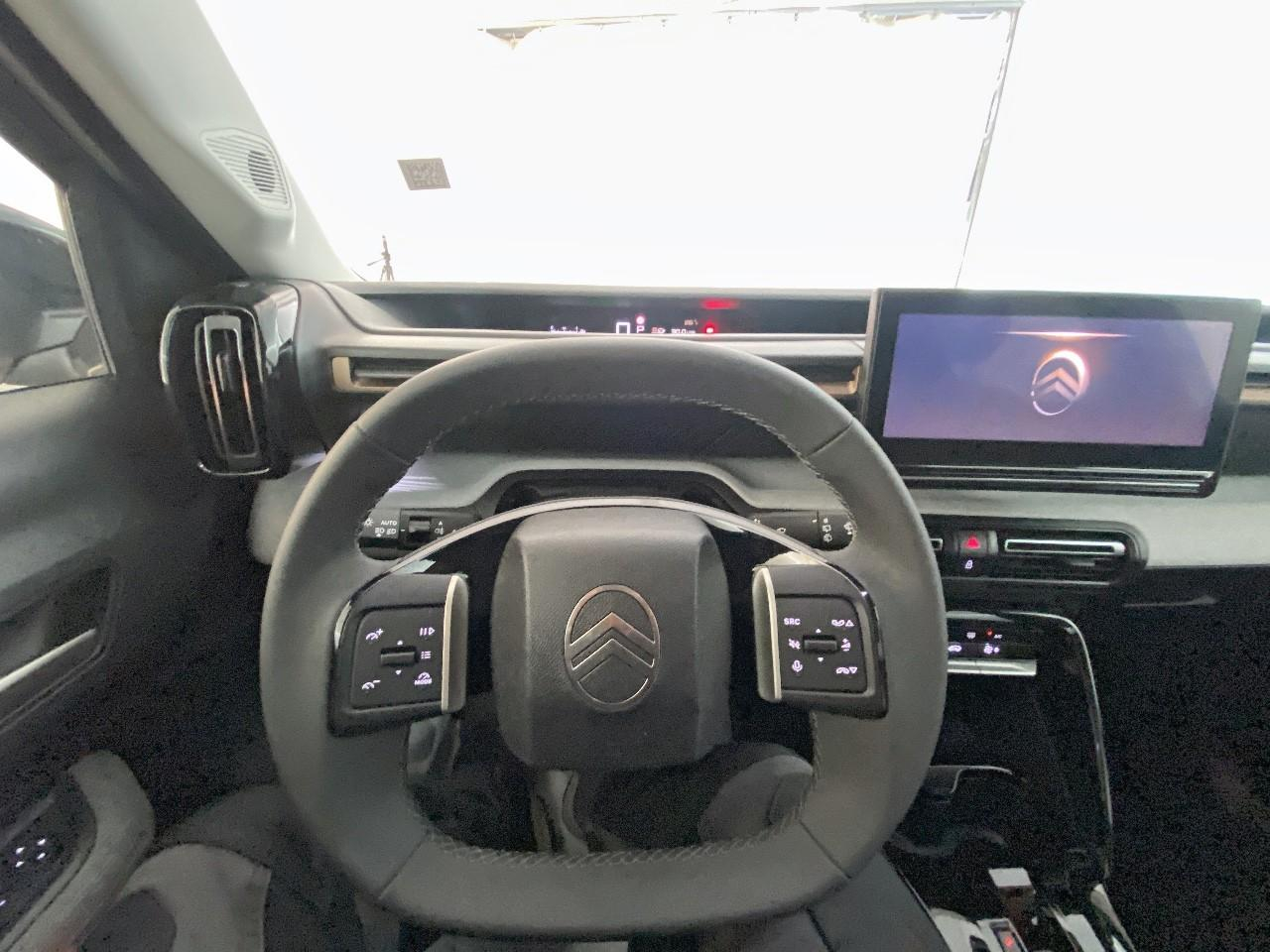 Citroën C3 Aircross hybride 145 ch aut plus — photo 12