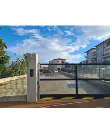 Loue garage à biguglia