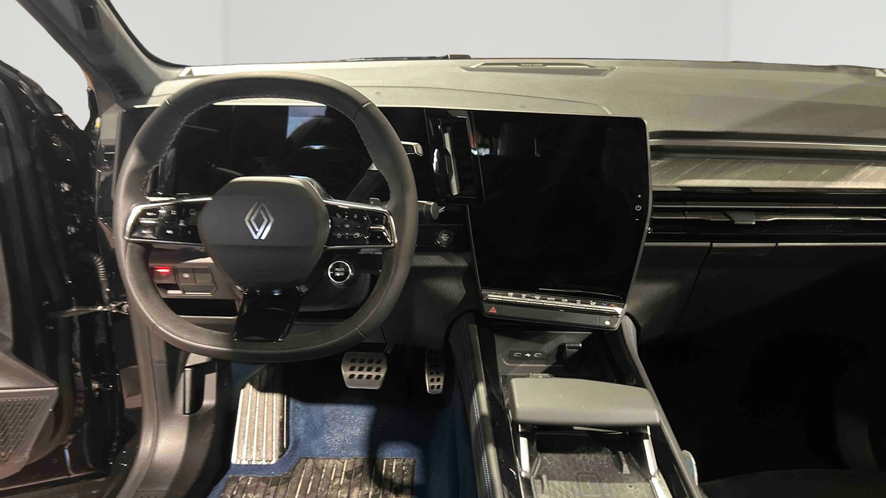 Renault Rafale hyper hybrid E-Tech 300 ch 4x4 — photo 9