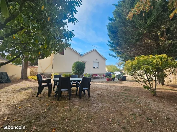 Maison individuelle 70 m² avec jardin 513 m² - 2 chambres