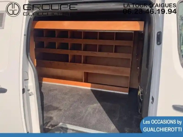 Peugeot Expert fg standard 2.0 bluehdi 120ch s&amp;s asphalt — photo 10