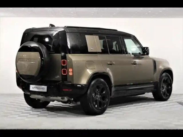 Land Rover Defender 110 2.0 p400e x-dynamic hse — photo 6