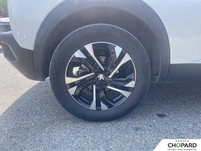Peugeot 2008 electrique 136 ch — photo 11