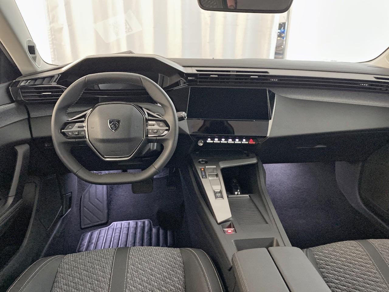 Peugeot 308 hybrid 145 e-dcs6 allure — photo 8