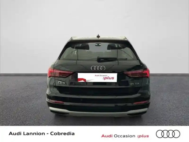 Audi Q3 35 tdi 150ch design s tronic 7 — photo 8