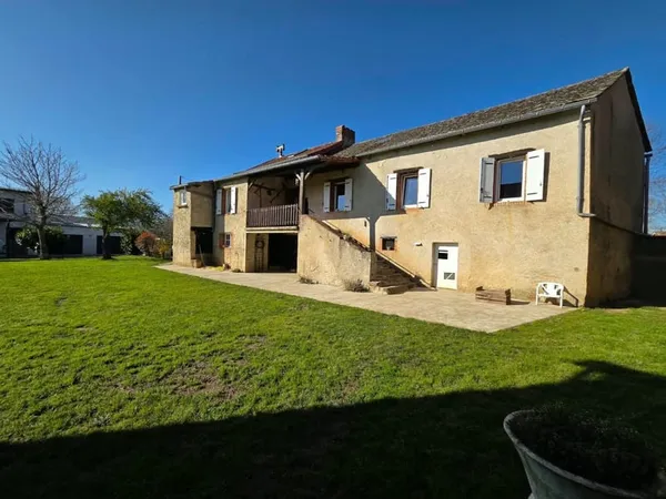 Corps de ferme + grange