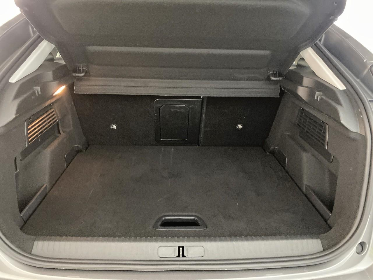 Citroën C4 hybride 136 e-dcs6 max — photo 6