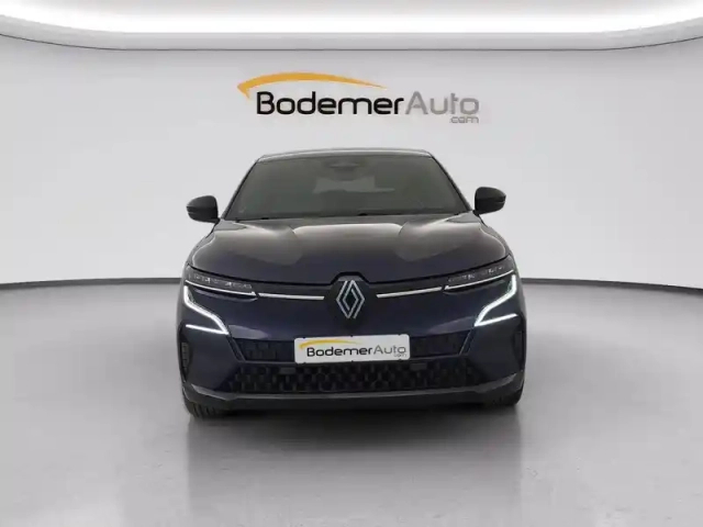 Renault Megane e-tech 220 ch autonomie confort gsr2 — photo 17