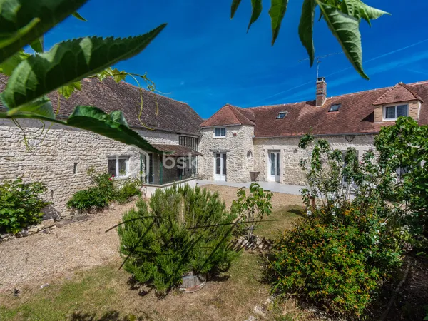 Maison 7 pièces 200 m²