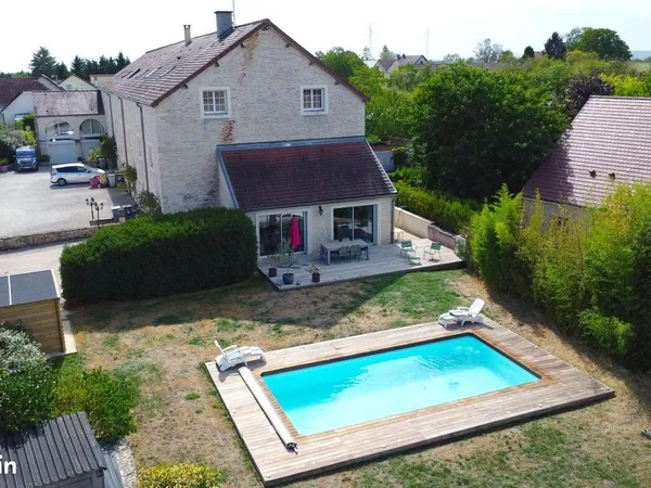 Maison 6 pièces 144 m²