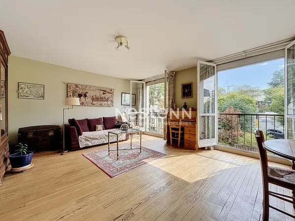 ISSY LES MOULINEAUX - AVENUE VICTOR CRESSON - Appartement 2/3 pièces en étage élevé