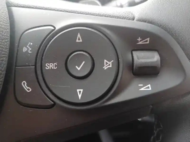 Opel Corsa 1.2 turbo hybrid 100 ch e-dct6 — photo 37