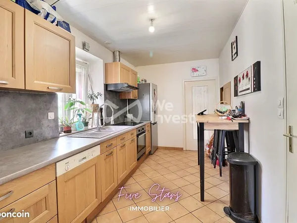 Immeuble 183 m²