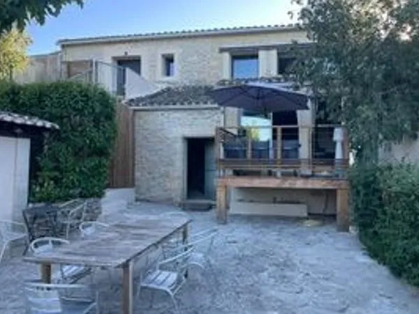 Maison 8 pièces 197 m²