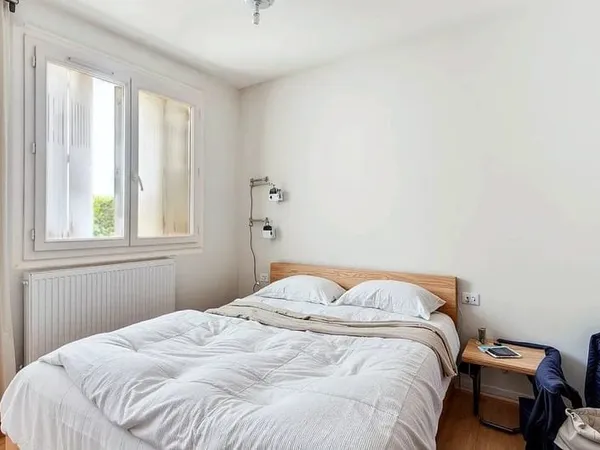 A vendre T3 vide avec balcon