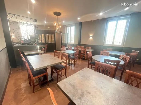 Local restaurant 100 m²