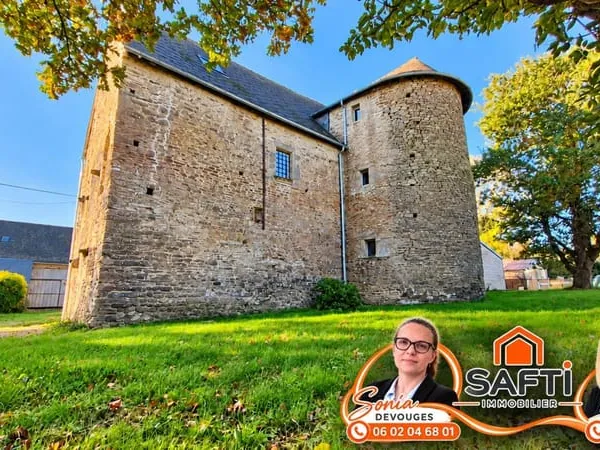 Manoir du 17ème siècle de 256m² entièrement rénové