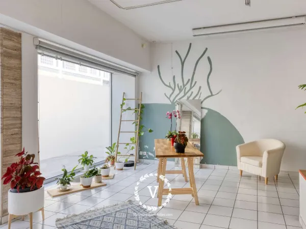 Vends bien atypique/ Loft 123m² (au sol) USAGE MIXTE Paris 20/19è - Gambetta-Belleville