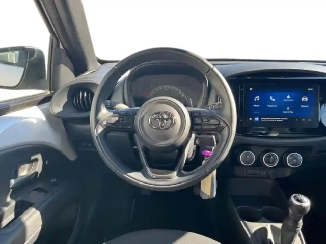 Toyota Aygo X 1.0 vvt-i 72ch dynamic — photo 11