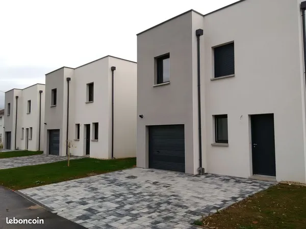 Loue maison contemporaine a maizieres-les-metz