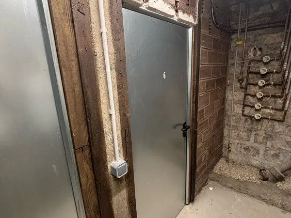 Cave 6m2 saine ventilée et sécurisée