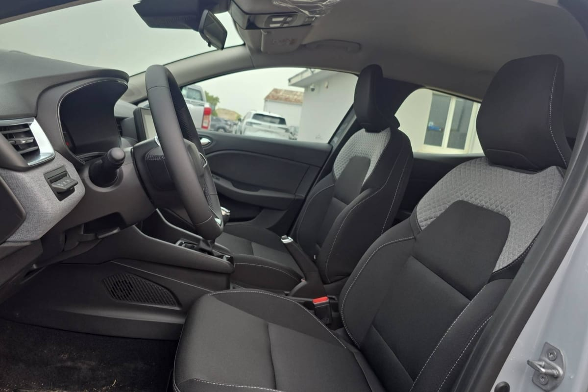 Renault Clio 5 — photo 22