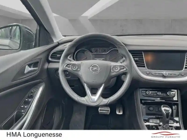 Opel Grandland X 1.2 turbo 130ch ultimate bva — photo 9