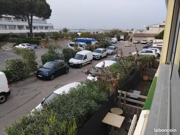 Studio 1 pièce 27 m²
