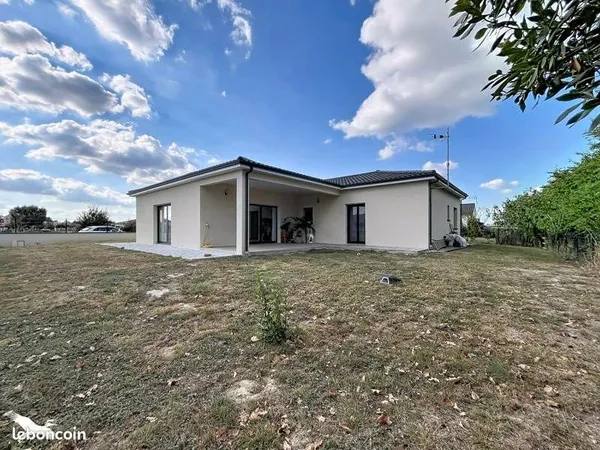 Villa 4 pièces 132 m²