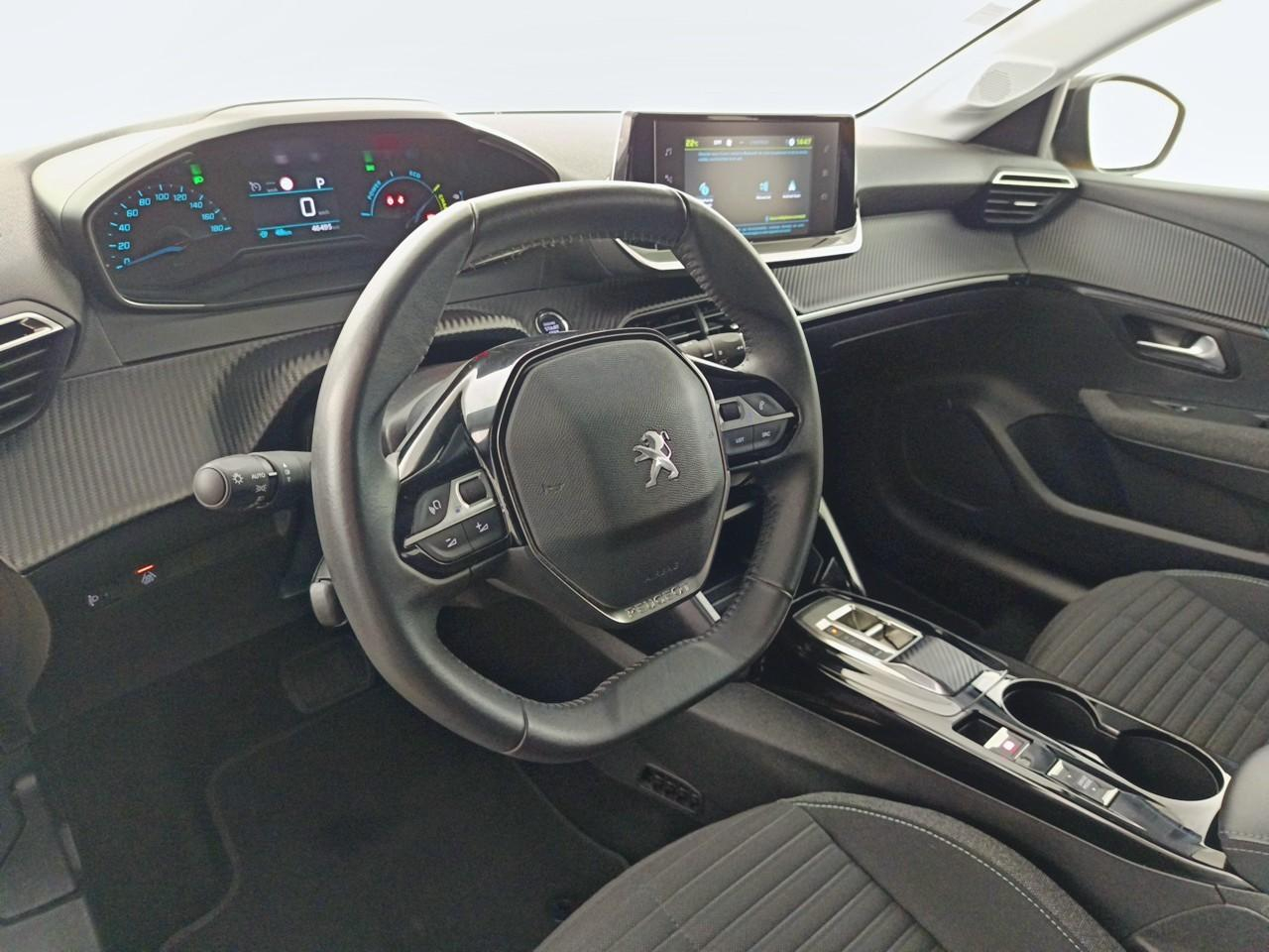 Peugeot 208 electrique 50 kwh 136ch style — photo 12