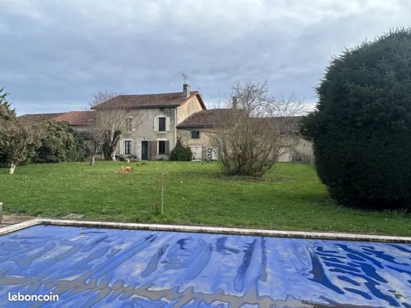 Maison de village 6 pièces 175 m²