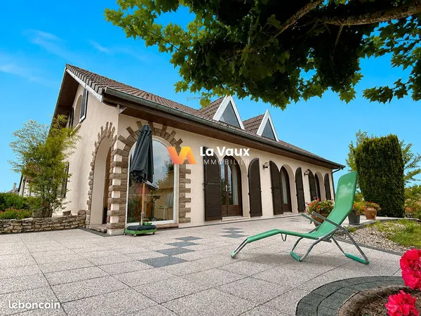 Maison 7 pièces 157 m²