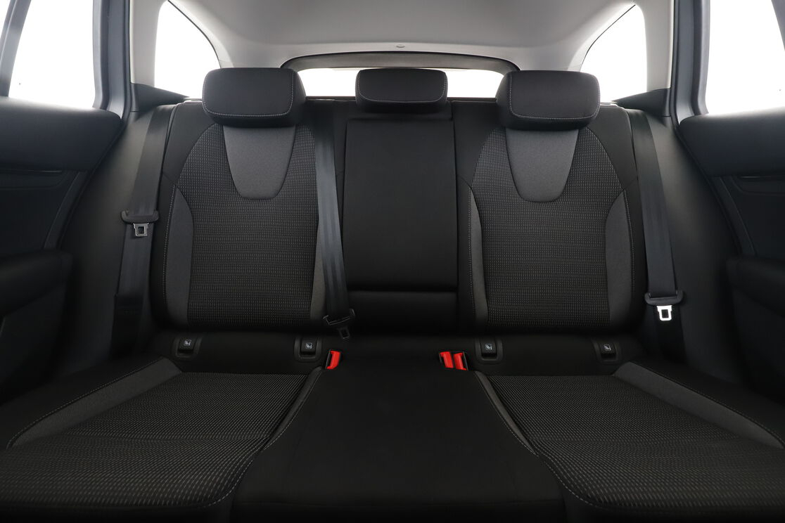 Skoda Octavia Combi 2.0 TDI Ambition DSG7 — photo 14