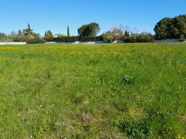 Terrain 471 m²