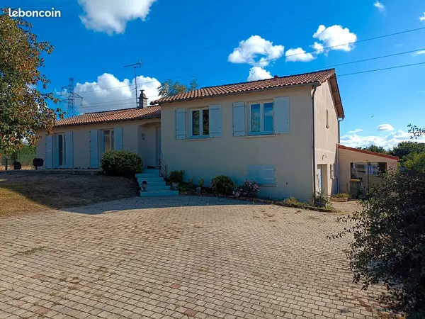 Maison Rénovée de 151 m² avec climatisation et PV