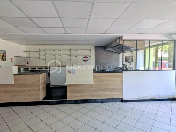 Immeuble 3 pièces 150 m²