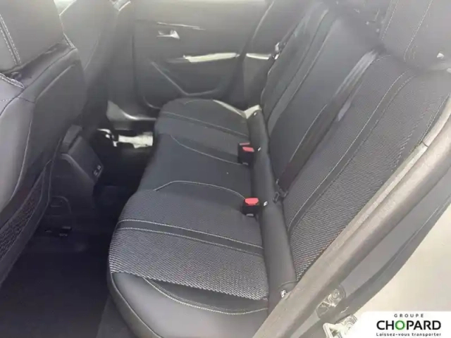 Peugeot 208 hybrid 110 e-dcs6 — photo 18