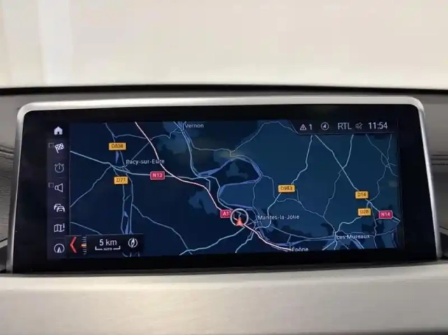 Bmw X1 sdrive18ia 136ch xline dkg7 — photo 12